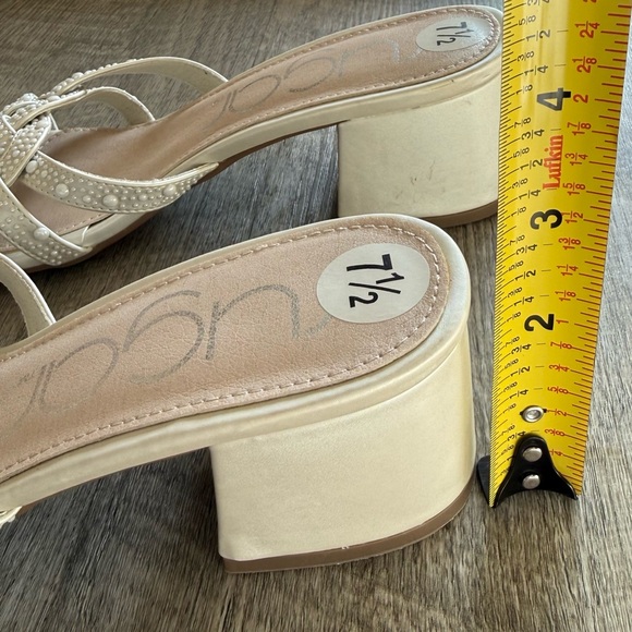 Sugar Women's Cream Heeled Sandals - Picture 6 of 8